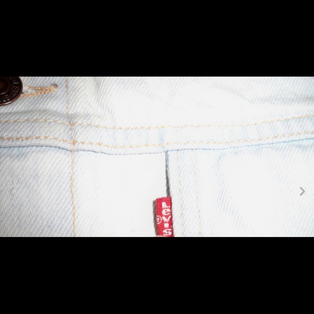 Vtg Levi’s Red Tag Denim Chore Trucker Jean Jacket Trucker Fits Like A Large - Picture 9 of 11